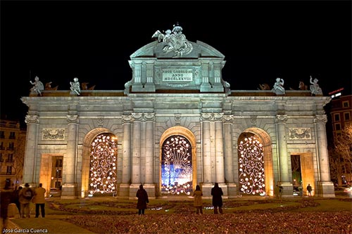 Puerta de Alcala in Christmas